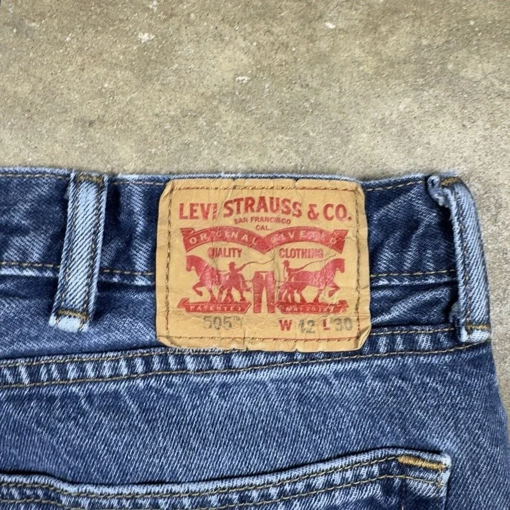 Levis these levis